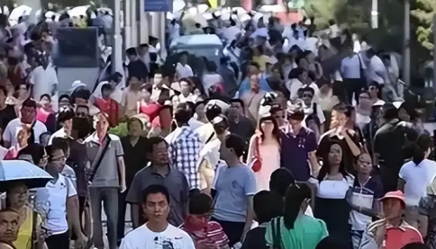 Với dân số 1,4 tỷ người, trung bình mỗi ngày có bao nhiêu người chết ở Trung Quốc?