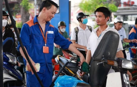 Giá xăng dầu chiều 27/8: Xăng giảm nhẹ, diesel “lao dốc” 460 đồng/lít