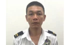 Vụ bảo vệ khu đô thị Louis Hoàng Mai đánh nam shipper: Vì sao chỉ từ chuyện đi nhầm làn đường lại thành xô xát?