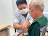 Người nghỉ hưu mắc bệnh nặng vẫn phải đồng chi trả BHYT: Có nên nâng mức hưởng từ 75 tuổi?