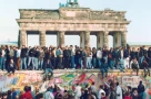 Bức tường Berlin đã sụp đổ hơn 30 năm, vì sao Đông và Tây Đức vẫn còn xa nhau?