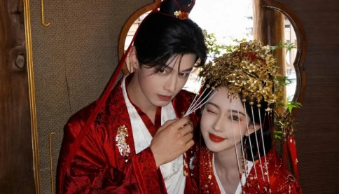 Tử vi tuần mới 31/8 - 6/9: Tuổi Thìn tiền bạc đến khi cẩn trọng, Tuổi Ngọ hãy quyết đoán hơn
