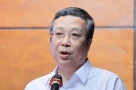 Thứ trưởng Hoàng Trung vừa bị buộc thôi việc