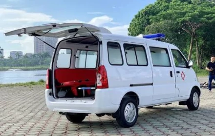 Xe cấp cứu hay phương tiện để trục lợi bệnh nhân khi nguy kịch?