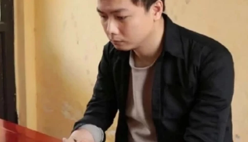 Bình luận viên “Batman” hưởng lợi hơn 12 tỷ đồng từ Xôi Lạc TV như thế nào dù người xem miễn phí?