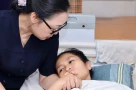 Đọc mà cảm động chảy nước mắt, thương quá cô giáo lao ra cứu bé 2 tuổi; bị xe tải cán qua hai chân