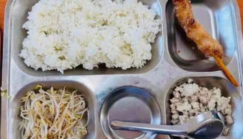 Lãnh đạo Hà Nội ra hạn chót báo cáo vụ bữa ăn bán trú 40.000 đồng