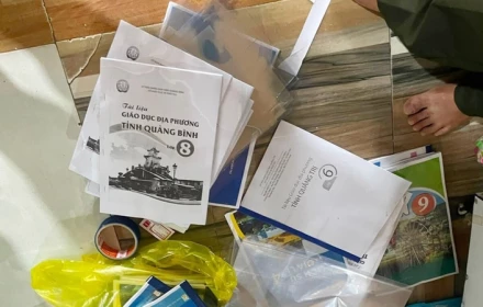 Công an làm việc với 3 người đăng bán sách giáo khoa photocopy, cảnh báo nguy cơ vi phạm bản quyền