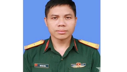 Đã tìm thấy thi thể Thiếu tá quân đội Trần Văn Tùng sau khi nhảy sông Trà Lý cứu người 💔