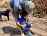 Đêm cậu bé đi lạc trong rừng và và câu chuyện về chú chó Đen