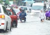‘Bom nước’ khổng lồ trút xuống Hà Nội: Hàng loạt tuyến đường và hầm chui chìm trong nước