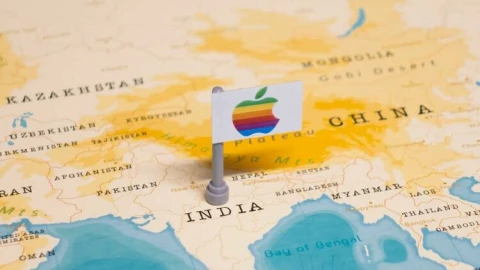 Apple đối mặt bài toán hóc búa: đổi mới iPhone cần Trung Quốc, nhưng né thuế lại phải sang Ấn Độ
