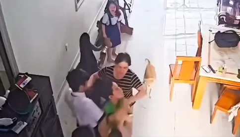 Nam sinh lớp 7 siết cổ người thân: đừng để một phút nóng giận thành hậu quả cả đời