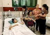 Cô giáo Hoàng Thị Hiền được trao Huân chương Dũng cảm