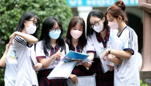 Bỏ điểm cộng IELTS có thực sự công bằng? Khoảng cách giữa học sinh thành phố và nông thôn nhìn từ cuộc đua chứng chỉ