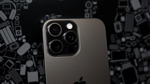 Nhà phân tích tranh cãi với phát biểu của Tim Cook về ảnh hưởng của thuế quan Trump