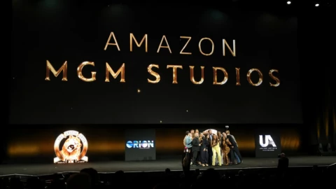 1 hãng công nghệ đang dần trở thành thế lực mới cạnh tranh với các hãng phim Hollywood