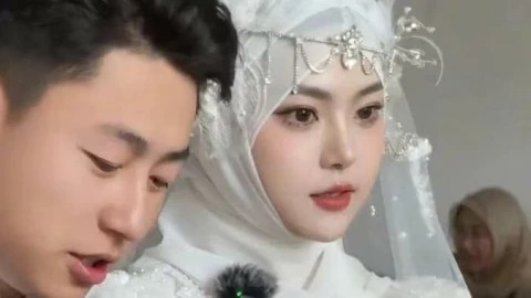 Cô dâu Trung Quốc gây tranh cãi vì nhan sắc "siêu thực": khi vẻ đẹp tự nhiên trở nên "khó tin" trong thời đại filter và AI