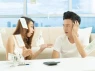 Mâu thuẫn tiền bạc trong hôn nhân: Ai có quyền quyết định lớn khi thu nhập vợ cao hơn chồng rất nhiều?