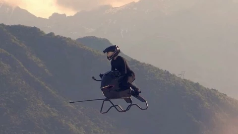 Volonaut Airbike trình làng: xe máy bay phản lực tốc độ tới 200 km/h, nhẹ hơn gấp 7 lần so với một chiếc xe máy thông thường