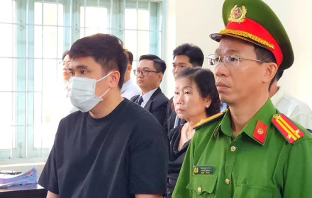 Vì sao tiếp tục hoãn xét xử tài xế xe tải vụ tai nạn làm nữ sinh 14 tuổi không qua khỏi ở Vĩnh Long?