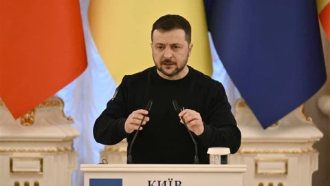 Zelensky giữa hàng loạt suy tư, đánh hay chấm dứt cuộc chiến với Nga?