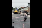 Đang thổi bụi, người đàn ông bị xe lu cán tử vong tại công trình đường ở TPHCM