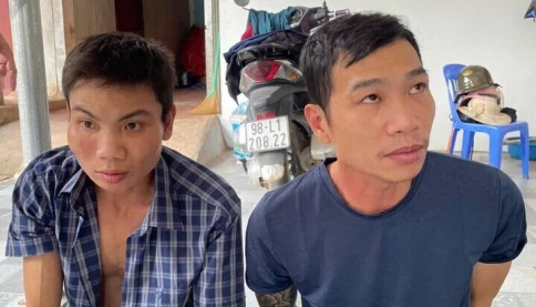 Khởi tố 4 kẻ chuyên trộm chó, chém người để tẩu thoát