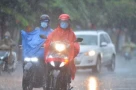 Dự báo mưa dông mới nhất: Bắc Bộ có nơi trên 150mm, miền Trung tiếp tục mở rộng vùng mưa