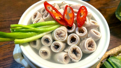 Mổ cả trăm con heo chưa tới một con có lòng se điếu, sao bán đầy thị trường?