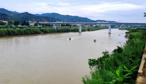 Tìm thấy thi thể kiểm lâm viên rơi xuống sông Hồng sau gần 2 ngày: Vì sao gặp nạn?