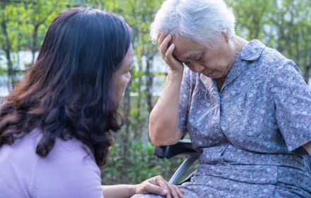 Nỗi xót xa khi người già "đau răng không dám đi trồng, mắt mờ không dám đi mổ đục thủy tinh thể"