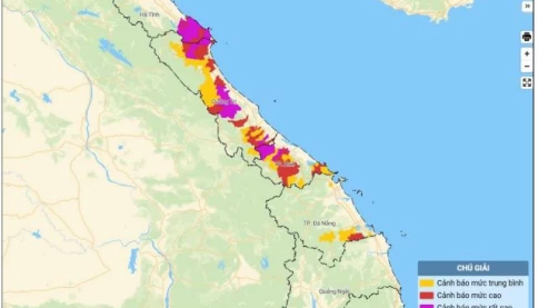 Mưa lớn tiếp tục dội xuống miền Trung, 4 tỉnh, thành được cảnh báo nguy cơ lũ quét, sạt lở trong 6 giờ tới
