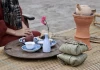 Ấm trà nguội ngắt: vợ chồng già ngồi cạnh nhau mà chẳng còn gì để nói