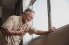 Dấu hiệu đột quỵ ở người già mà ít ai ngờ tới