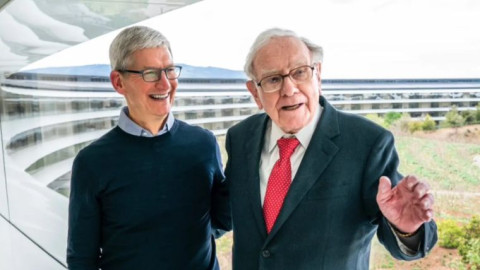 Nhà đầu tư huyền thoại Warren Buffett nhận xét như thế nào về Apple dưới thời Tim Cook?