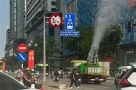 Hà Nội đang dùng pháo phun sương dập bụi