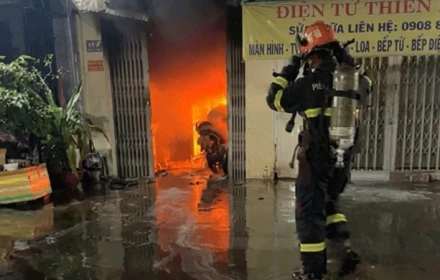 Nghi cháy xe điện đang sạc qua đêm khiến cụ bà 81 tuổi tử vong ở TP.HCM