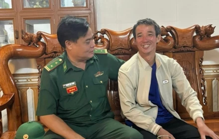 Thuyền trưởng mất tích sau vụ chìm tàu cá bất ngờ trở về nhà sau gần 8 giờ sinh tử trên biển