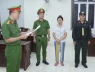 Phải phạt thật nặng! 🚨 Khởi tố 2 đối tượng nuôi heo dùng chất tạo nạc Salbutamol