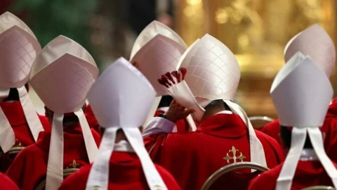 Công nghệ bên trong Mật nghị Hồng y - một trong những cuộc bỏ phiếu kín quan trọng nhất hành tinh!