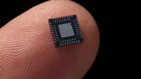 Chiều lòng ông Trump, Apple cam kết mua hàng tỷ con chip "Made in USA"