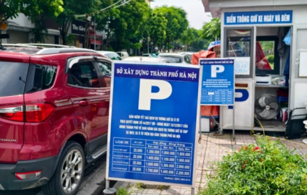 Hà Nội áp dụng giá trông giữ ô tô, xe máy mới từ ngày 15/10