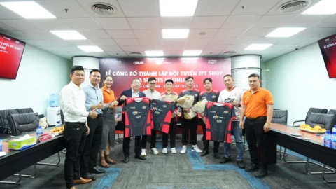 FPT Shop ra mắt đội FPT SHOP FC ONLINE, tham gia đấu trường thể thao điện tử EA SPORTS FC Online