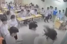 Báo động sau vụ nam sinh lớp 12 hành hung giáo viên, khi chế tài xử phạt vẫn còn quá nhẹ?