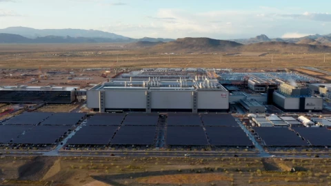 TSMC như "mặt trời giữa trưa": lợi nhuận tăng 60%, 30% sản lượng bán dẫn sẽ sản xuất ở Mỹ