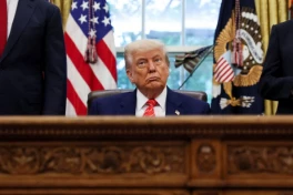Ông Trump vừa gửi tín hiệu gì tới Việt Nam và các quốc gia khác?