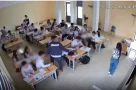 Nam sinh lớp 10 bị bạn đánh thủng màng nhĩ ngay trong giờ học