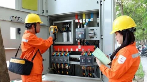Hậu tăng giá điện, từ 10/5 hộ kinh doanh, gia đình chi trả giá điện sẽ thay đổi ra sao?