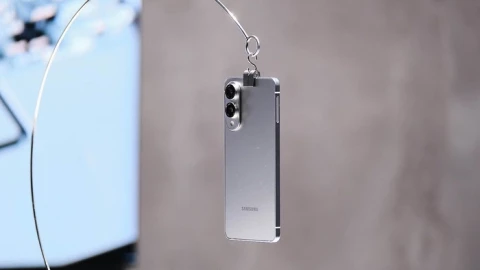 Việt Nam có nguy cơ bị áp thuế 46%, Samsung liền ra 1 quyết định phản ứng kịp thời